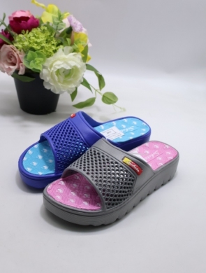 Basenówki damskie (36-41) D27 MIX