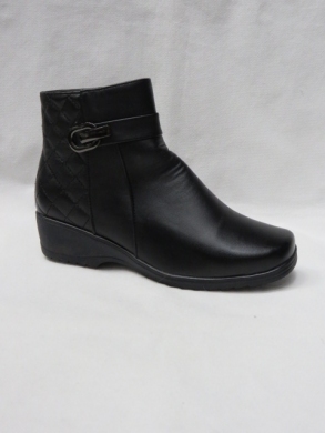 Botki damskie ocieplane na koturnie (39-43) C06 BLACK