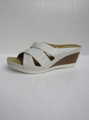 Klapki damskie na koturnie (36-41) N22-896 WHITE