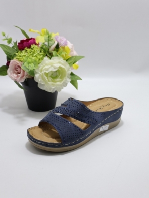 Klapki damskie na koturnie (36-41) 8-130 BLUE
