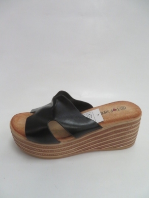 Klapki damskie na koturnie (36-41) VS-517 BLACK