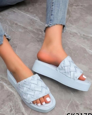 Klapki damskie na koturnie (36-41) CK217 LBLUE
