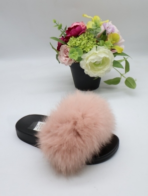 Klapki damskie z futerkiem (36-41) 8080 PINK