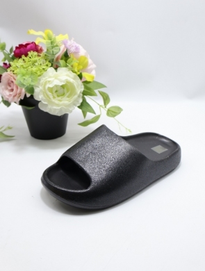Basenówki damskie (36-41) DM619 BLACK
