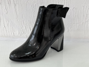 Botki damskie ocieplane na obcasie (36-41) GD-FL2027A BLACK