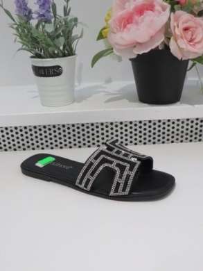 Klapki damskie na płaskim (36-41) P3097-22 BLACK