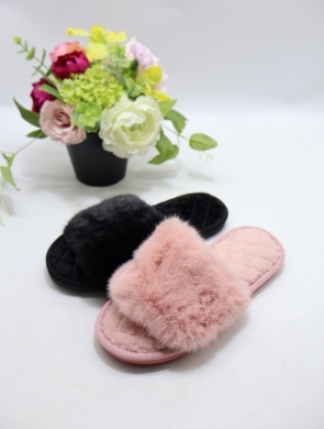 Kapcie damskie ocieplane (36-41) 51350 MIX