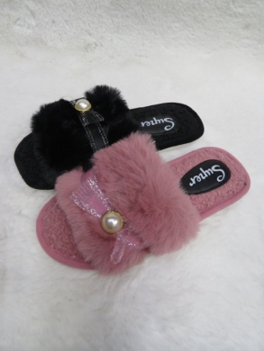 Kapcie damskie ocieplane (36-41) W258 MIX