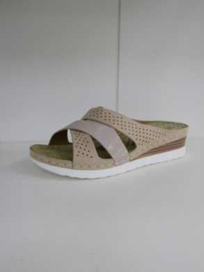 Klapki damskie na koturnie (36-41) N22-1061 BEIGE