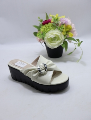 Klapki damskie na koturnie (36-41) NS02 WHITE