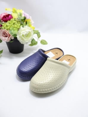 Kapcie damskie (37-41) D8858 MIX