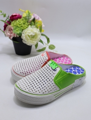 Kroksy damskie (37-41) D40 MIX
