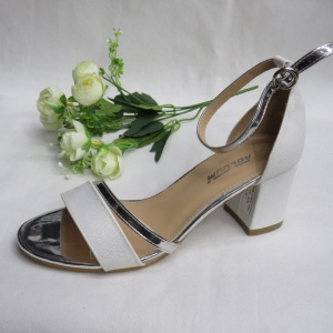 Sandały damskie na obcasie (36-41) A3076 SILVER