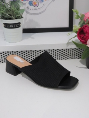 Klapki damskie na obcasie (36-41) UC84 BLACK
