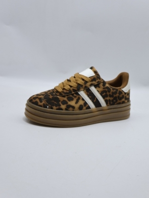 Buty sportowe damskie na płaskim (36-41) 24051 LEO