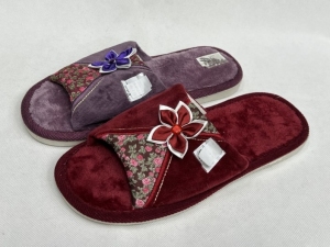 Kapcie damskie (36-41) 2021-6 MIX