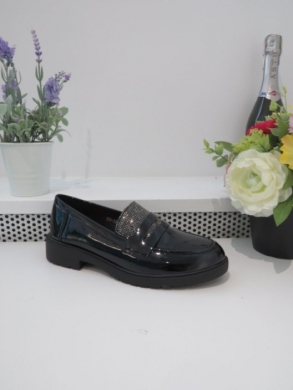 Mokasyny damskie na płaskim (36-41) 100-337A BLACK