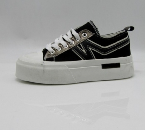 Trampki damskie na koturnie (36-41) LY098 BLACK