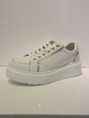 Buty sportowe damskie na płaskim (36-41) GD-XF-202 WHITE