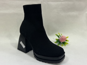Kozaki damskie jesienne na obcasie (36-41) 8579A BLACK