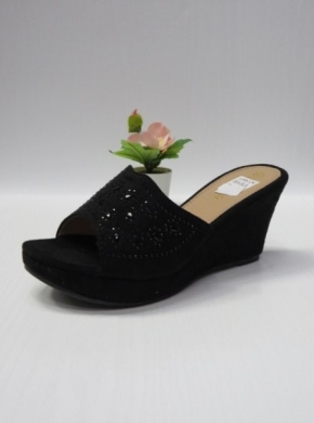 Klapki damskie na koturnie (36-41) B04 BLACK