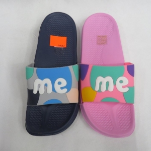 Basenówki damskie (36-41) E68-110B MIX