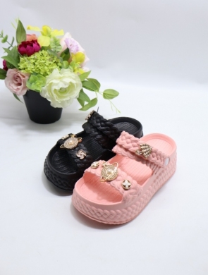 Basenówki damskie (36-41) D17 MIX