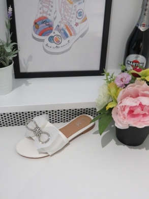 Klapki damskie na płaskim (36-41) 5066 WHITE
